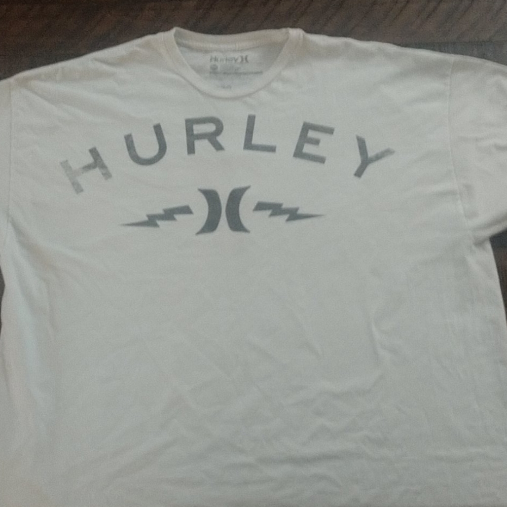 Hurley T-shirt